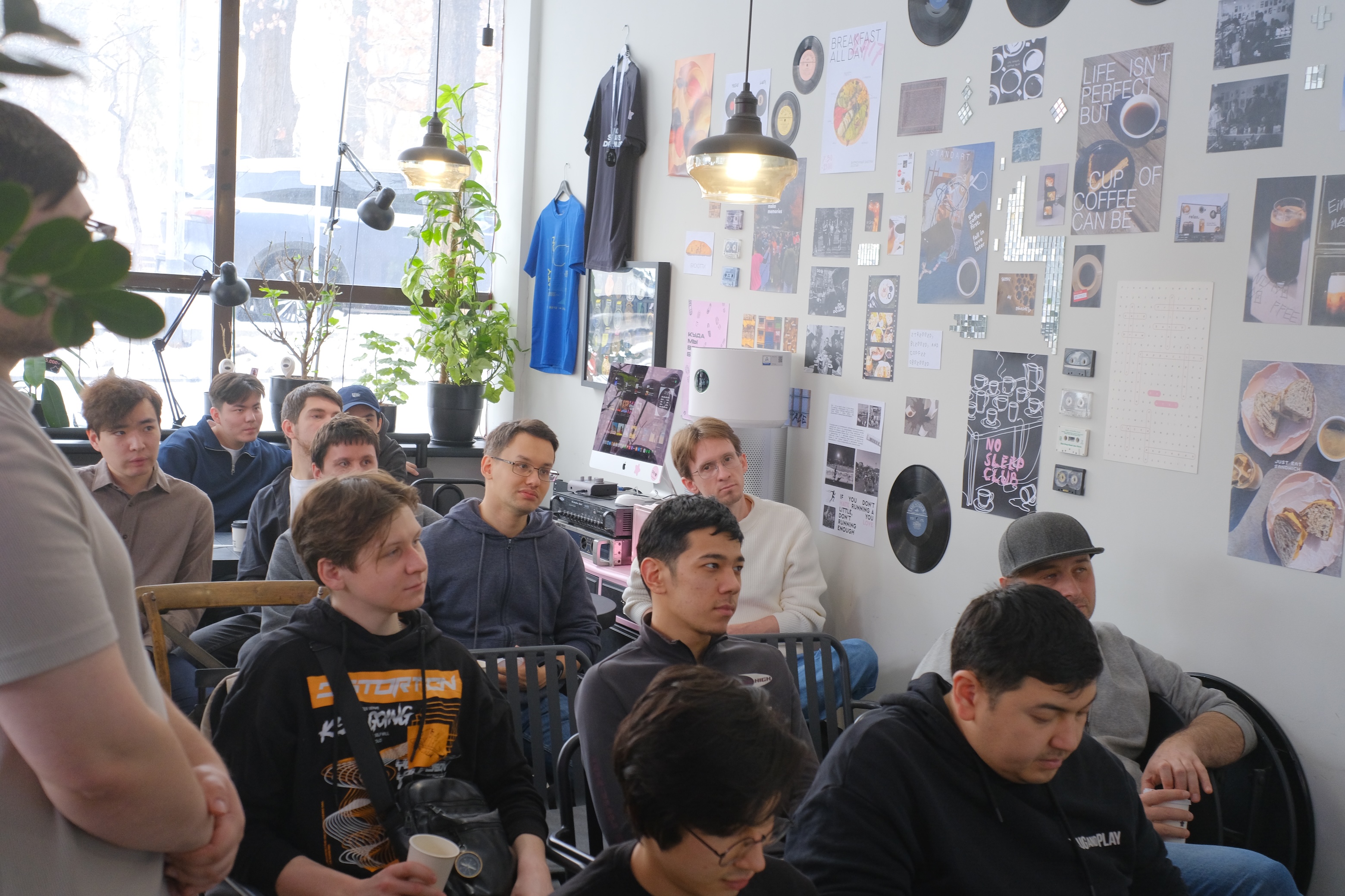 Участники встречи AlmatyJS Popup